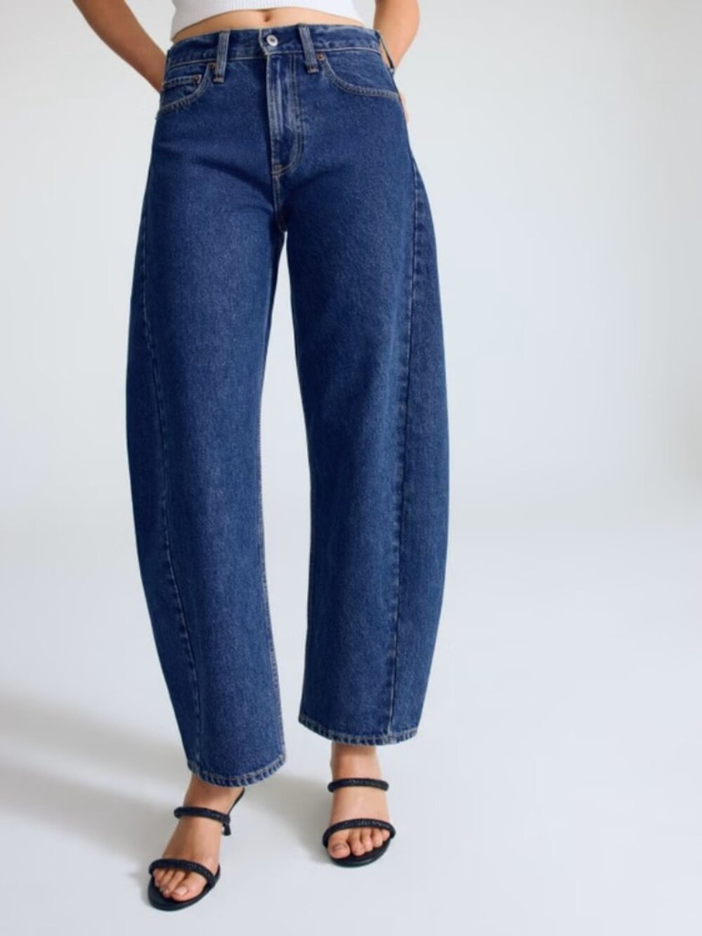 Abercrombie & Fitch Mid Rise Barrel Jeans, 27
